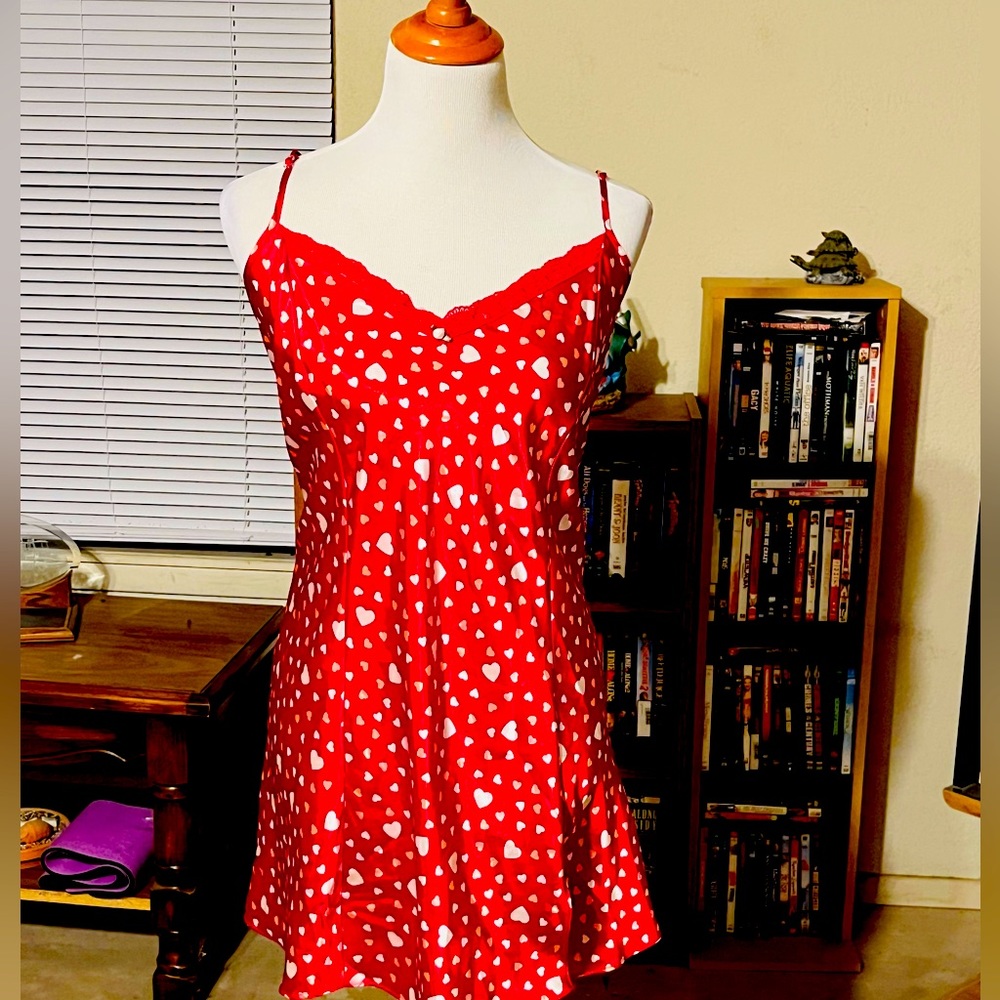 Vintage Delicates intimate Sleepwear with Hearts